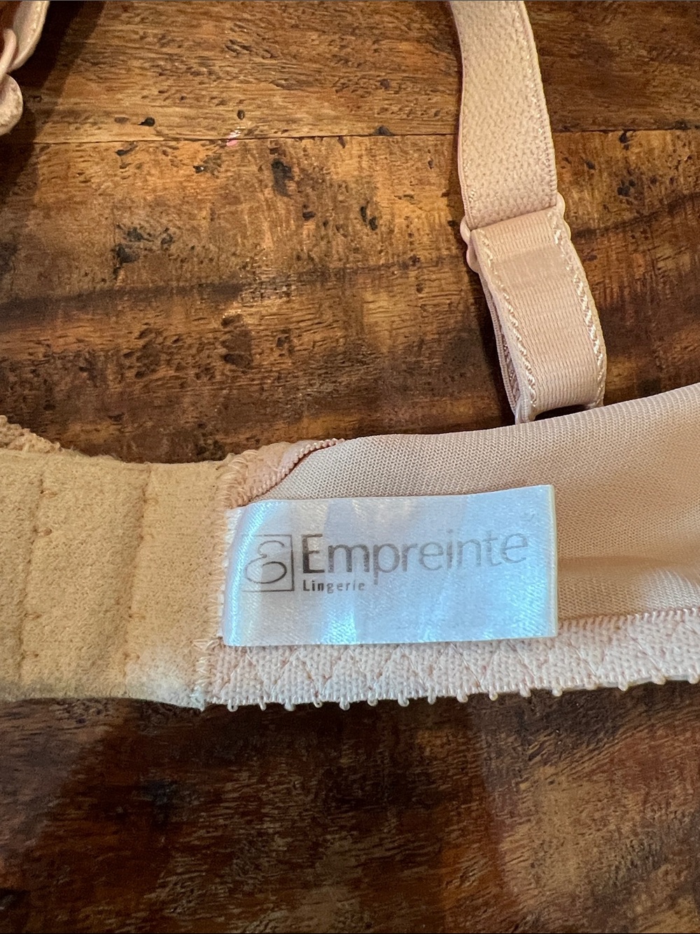 Nude Lace Colored Empreinte Bra - Picture 2 of 4